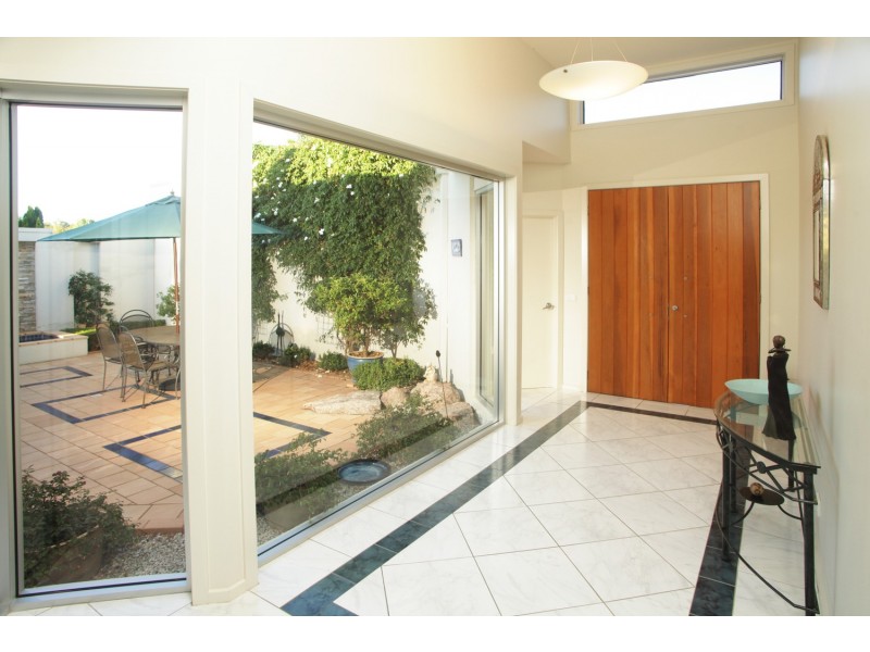 101 Gordon Drive, Kialla VIC 3631