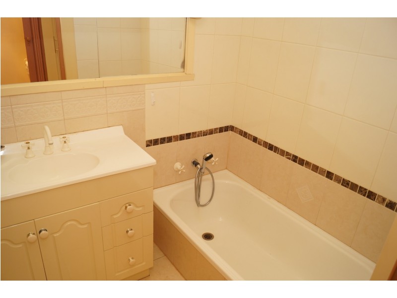 6 Carson Street, Shepparton VIC 3630