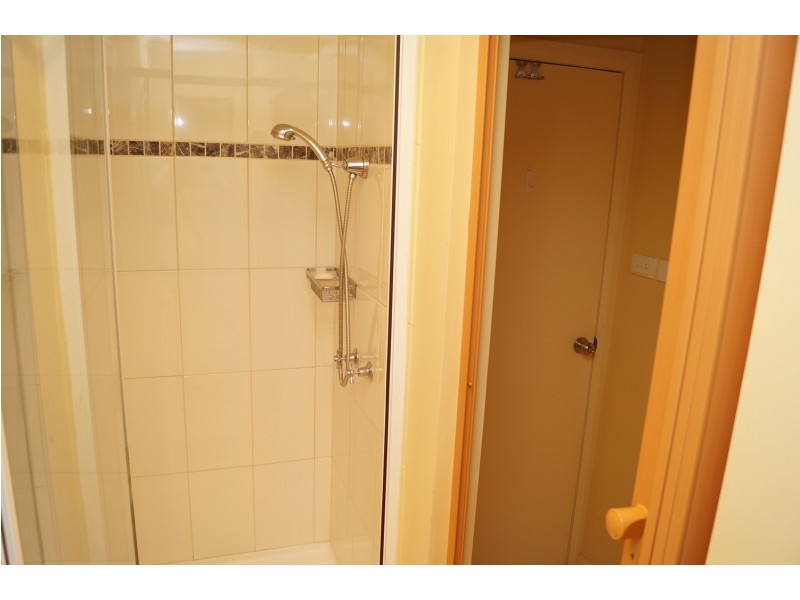 6 Carson Street, Shepparton VIC 3630