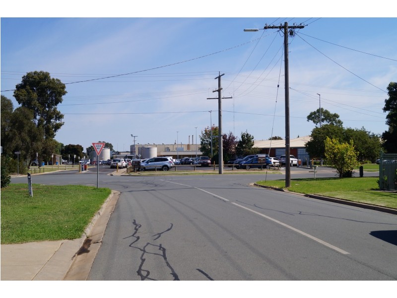 6 Carson Street, Shepparton VIC 3630