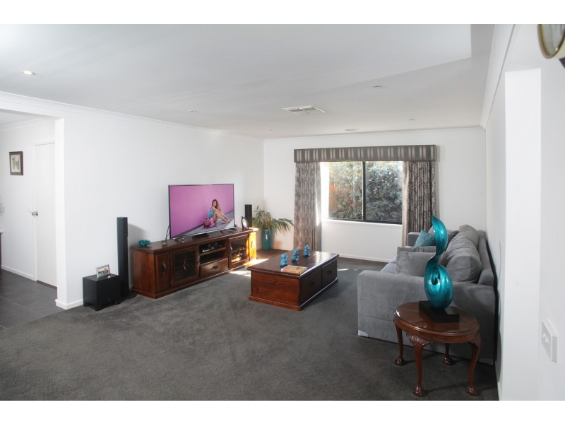 7 Teatree Place, Kialla VIC 3631