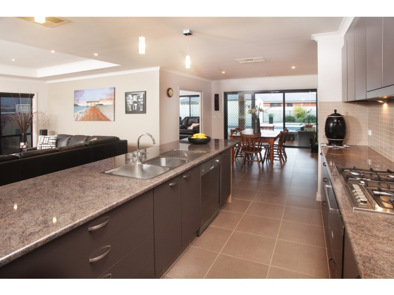 6 Wanderers Lane, Kialla VIC 3631