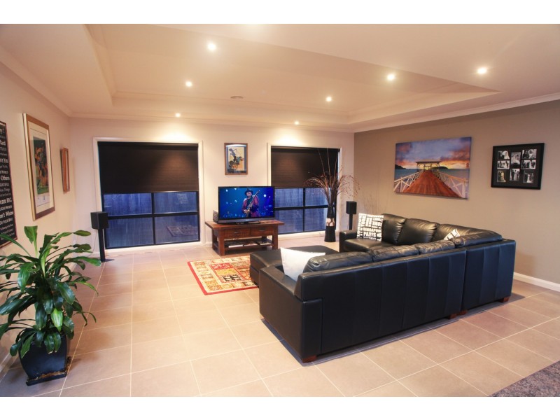 6 Wanderers Lane, Kialla VIC 3631