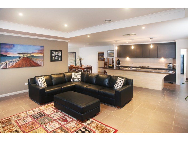 6 Wanderers Lane, Kialla VIC 3631