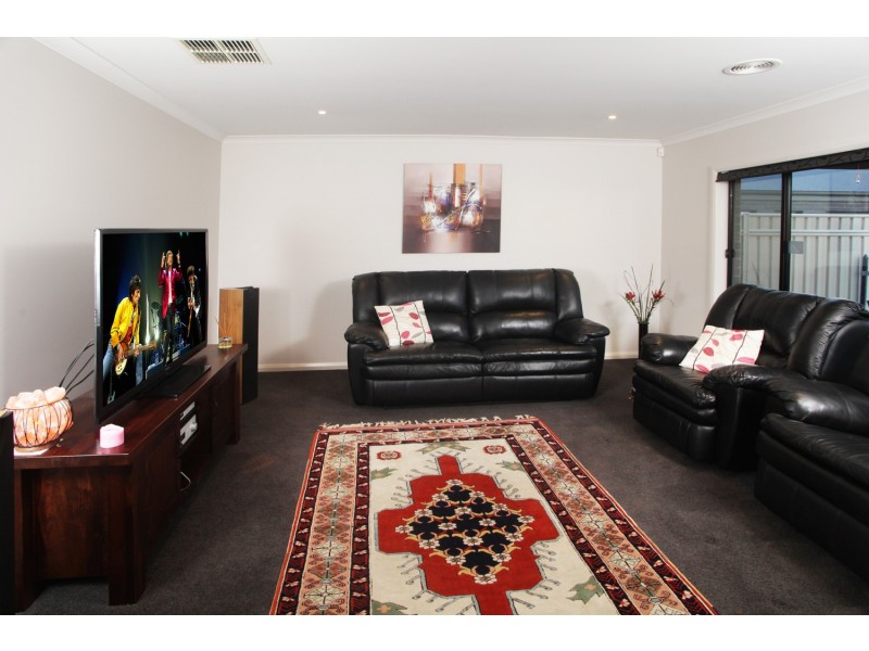 6 Wanderers Lane, Kialla VIC 3631