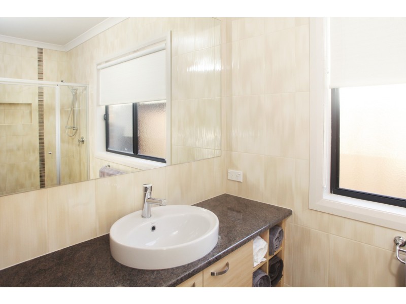 6 Wanderers Lane, Kialla VIC 3631