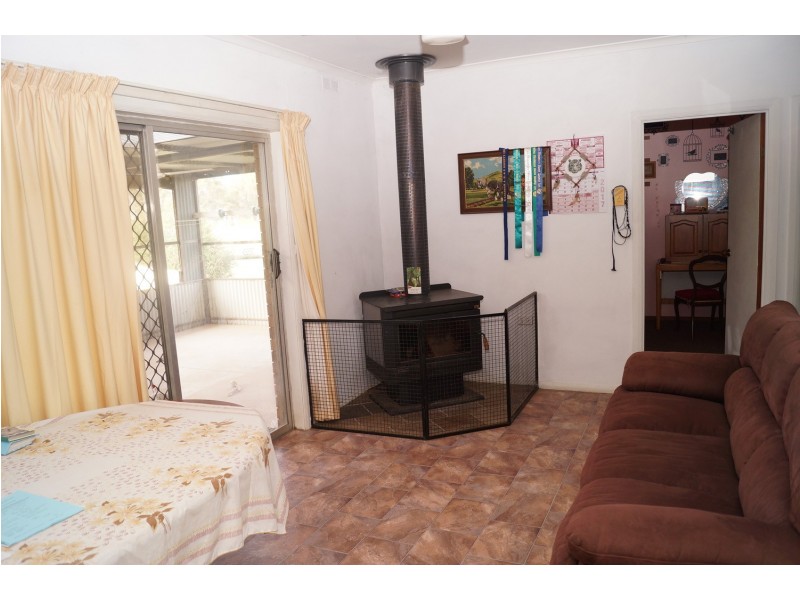 3037 Midland Highway, Stanhope VIC 3623