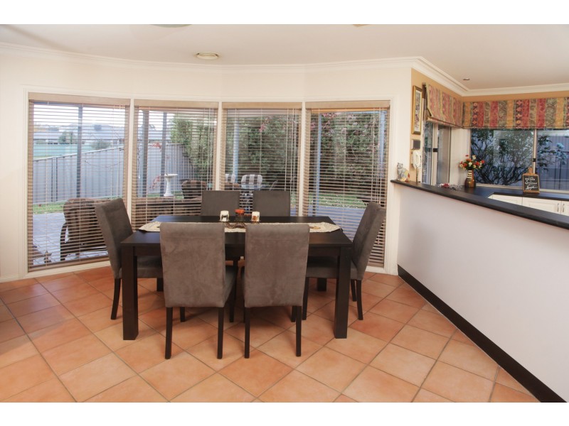 12 Lauriston Court, Kialla VIC 3631