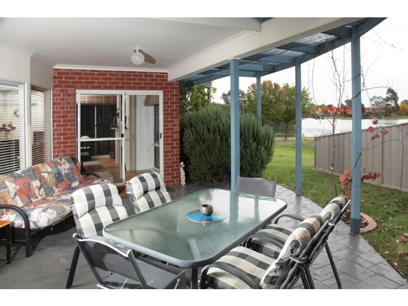 12 Lauriston Court, Kialla VIC 3631