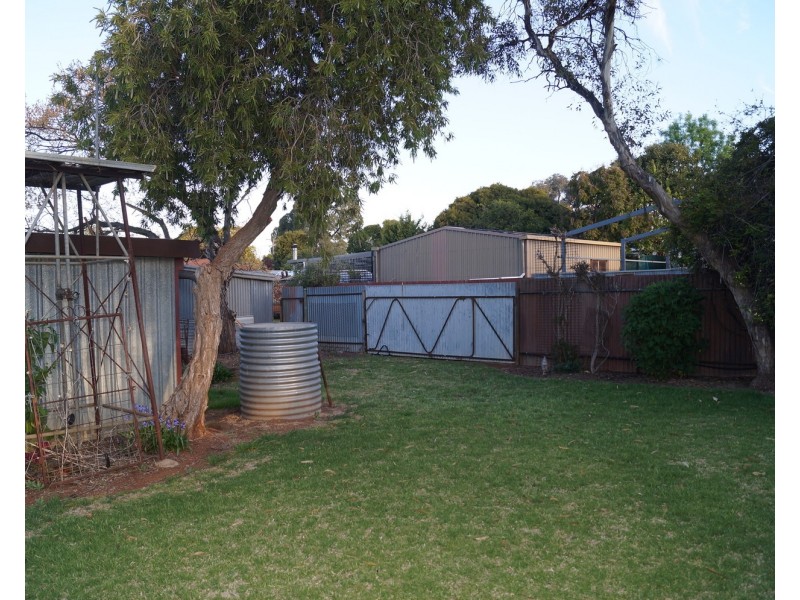 14 Williamson Street, Dookie VIC 3646