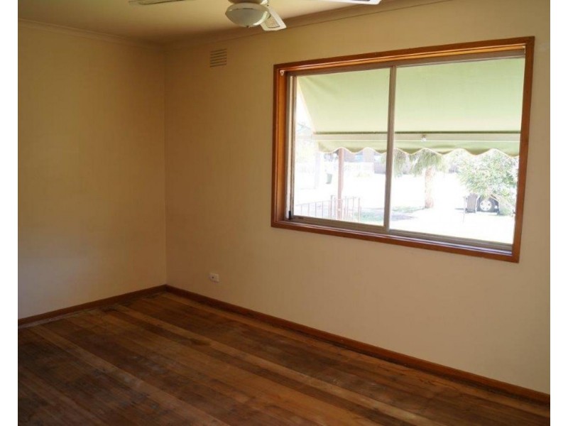 8 McLean Court, Shepparton VIC 3630