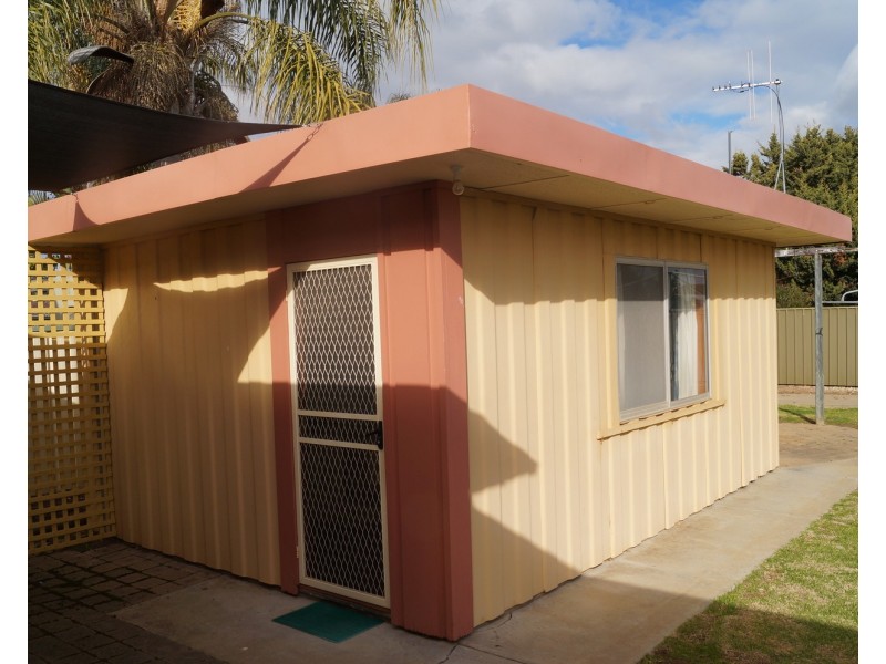 12 Burwood Avenue, Shepparton VIC 3630