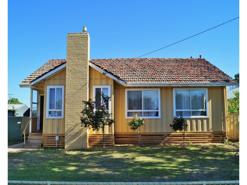 30 Malcolm Crescent, Shepparton VIC 3630