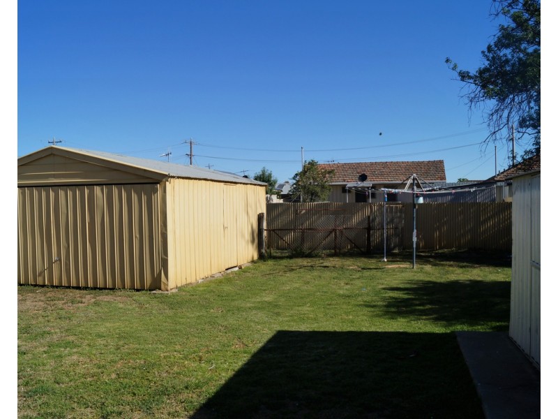 30 Malcolm Crescent, Shepparton VIC 3630