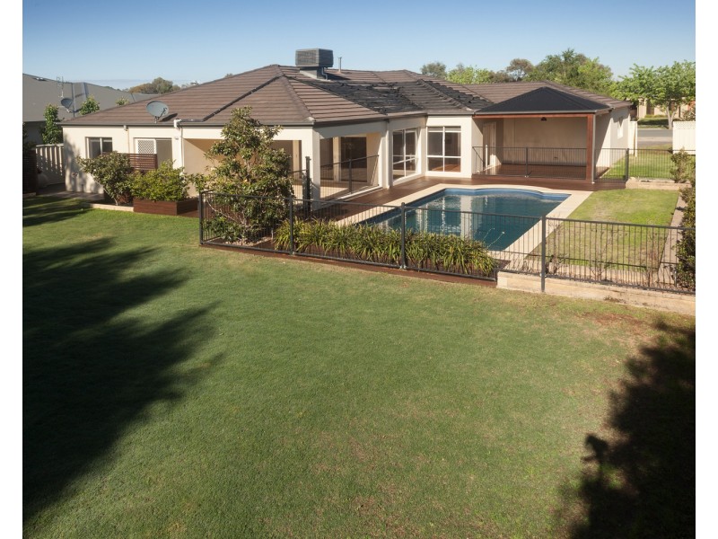 49 Waranga Drive, Kialla VIC 3631