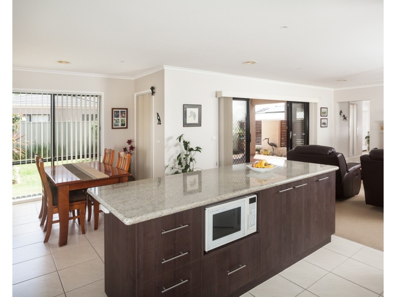 2/10 Pelican Court, Shepparton VIC 3630