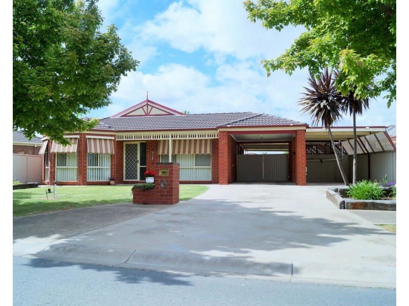 33 Helmer Street, Mooroopna VIC 3629