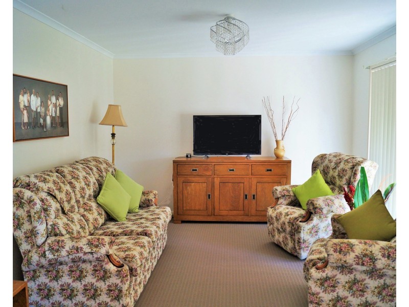 33 Helmer Street, Mooroopna VIC 3629