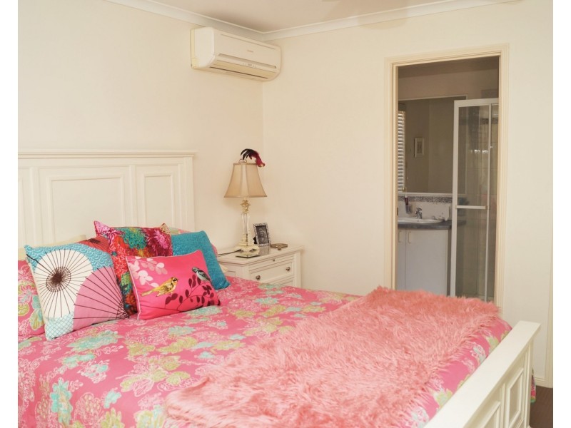 33 Helmer Street, Mooroopna VIC 3629