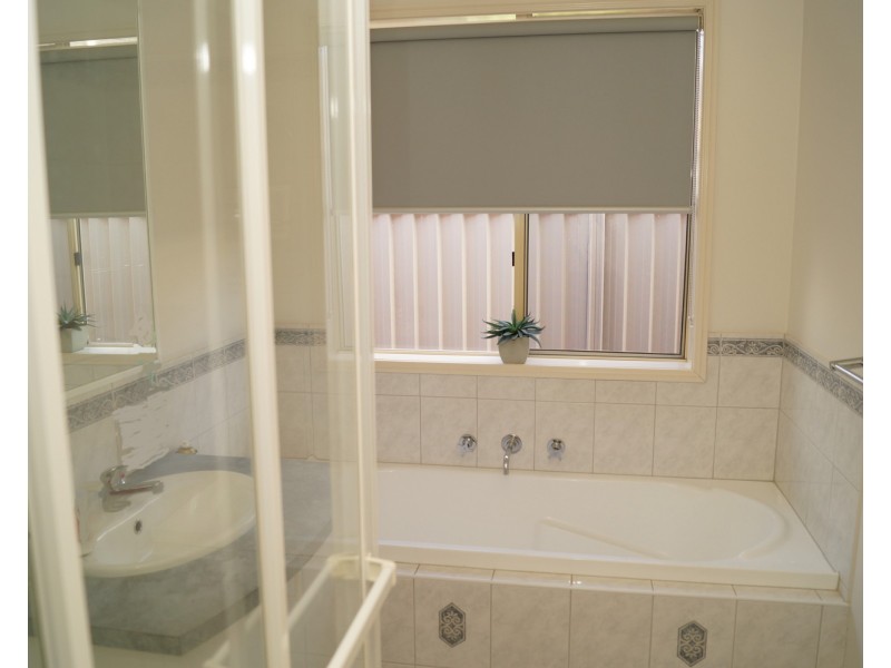 33 Helmer Street, Mooroopna VIC 3629