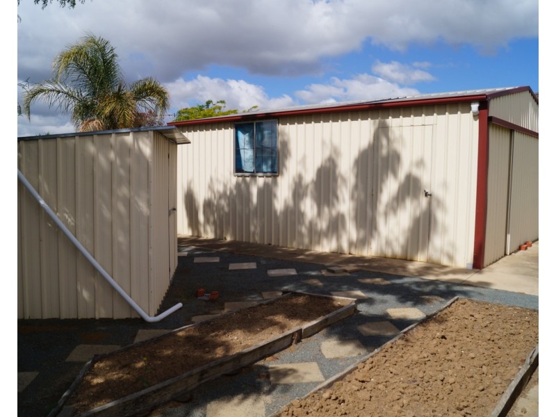 33 Helmer Street, Mooroopna VIC 3629