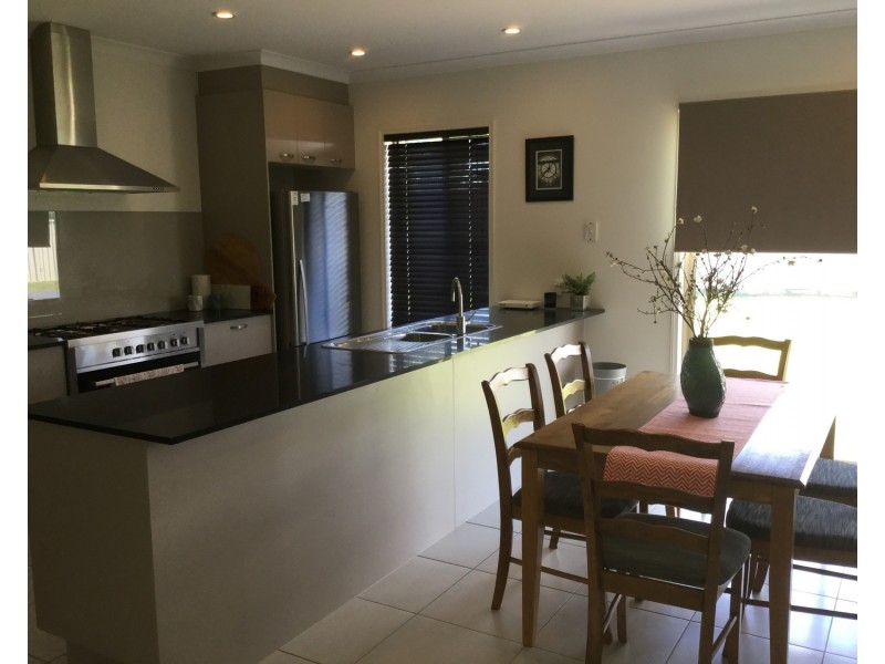 13 Brambuck Avenue, Kialla VIC 3631