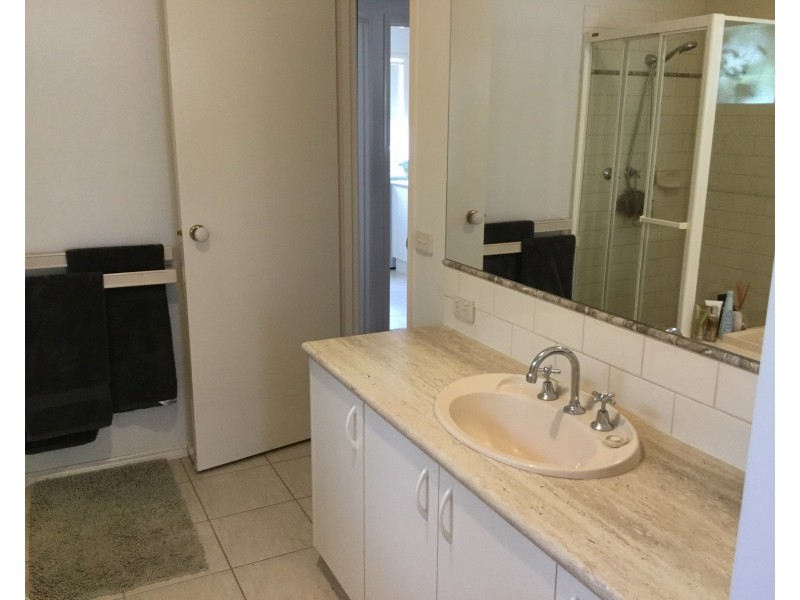 1/14 Glenlyon Avenue, Shepparton VIC 3630