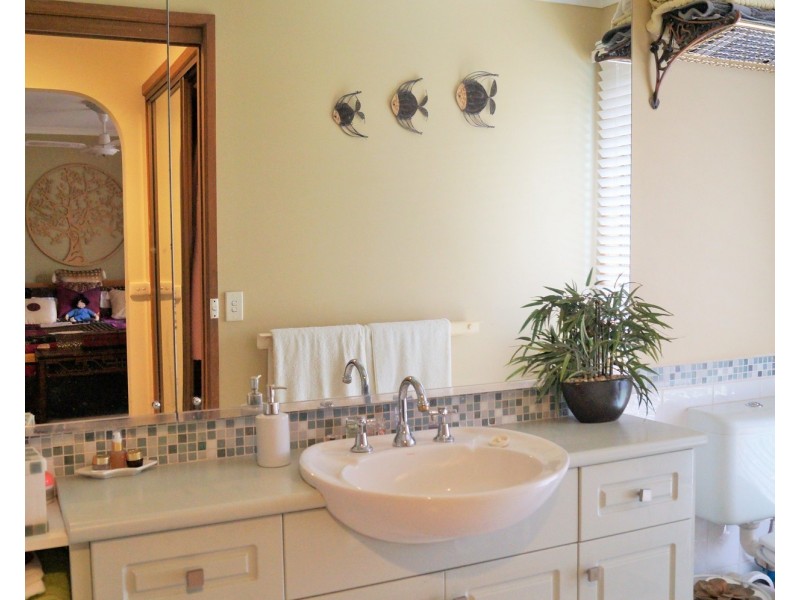 11 Wimmera Drive, Shepparton VIC 3630