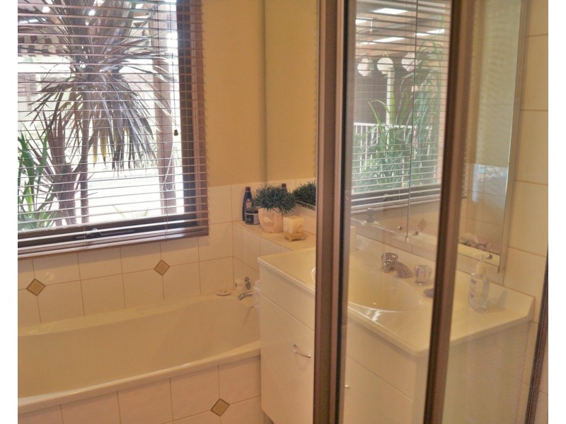 11 Wimmera Drive, Shepparton VIC 3630