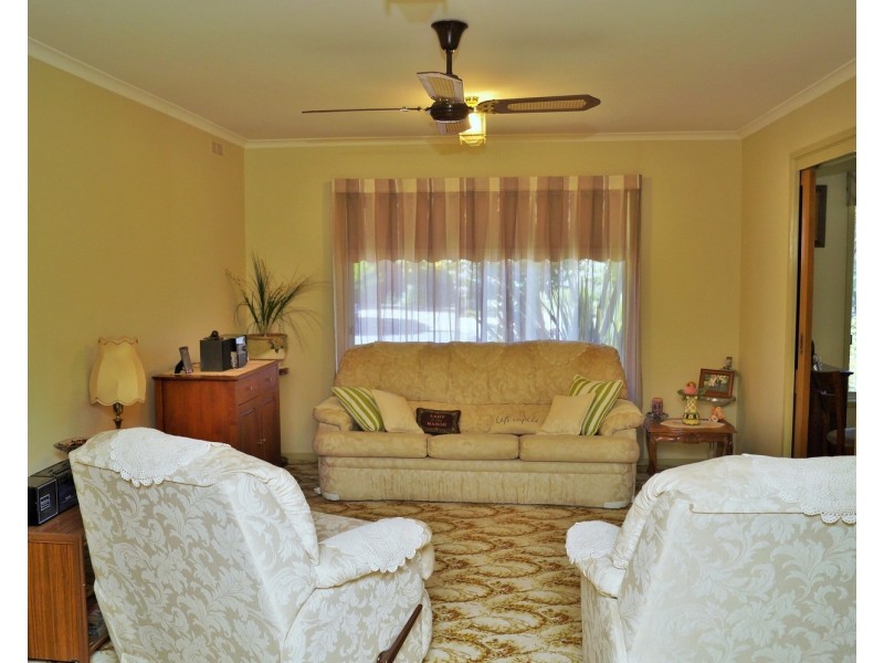 8 Stanley Street, Mooroopna VIC 3629