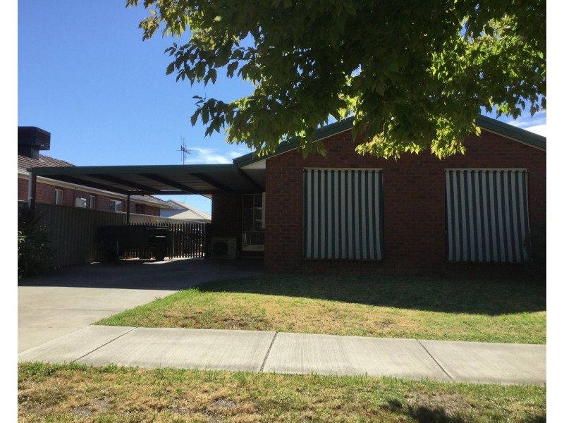 2 Helmer Street, Mooroopna VIC 3629
