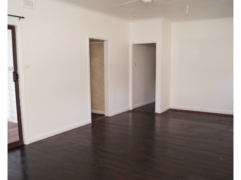 39 Malcolm Crescent, Shepparton VIC 3630