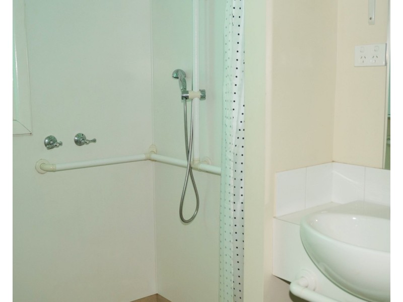 39 Malcolm Crescent, Shepparton VIC 3630