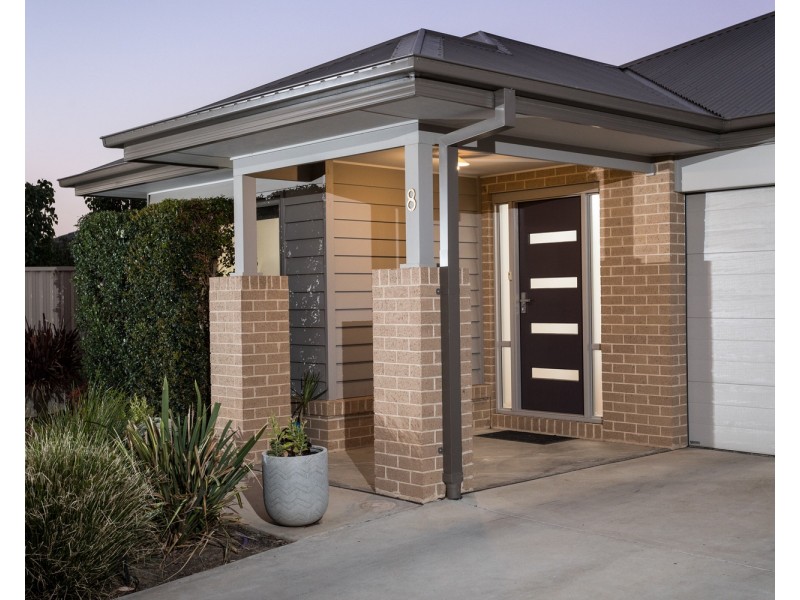 8 Teatree Place, Kialla VIC 3631