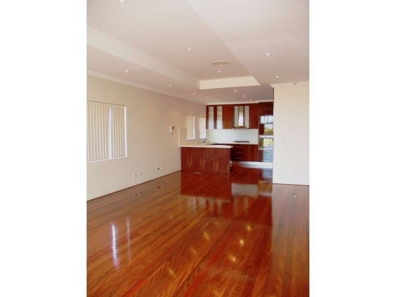 30-34 Penkivil St, Bondi NSW 2026