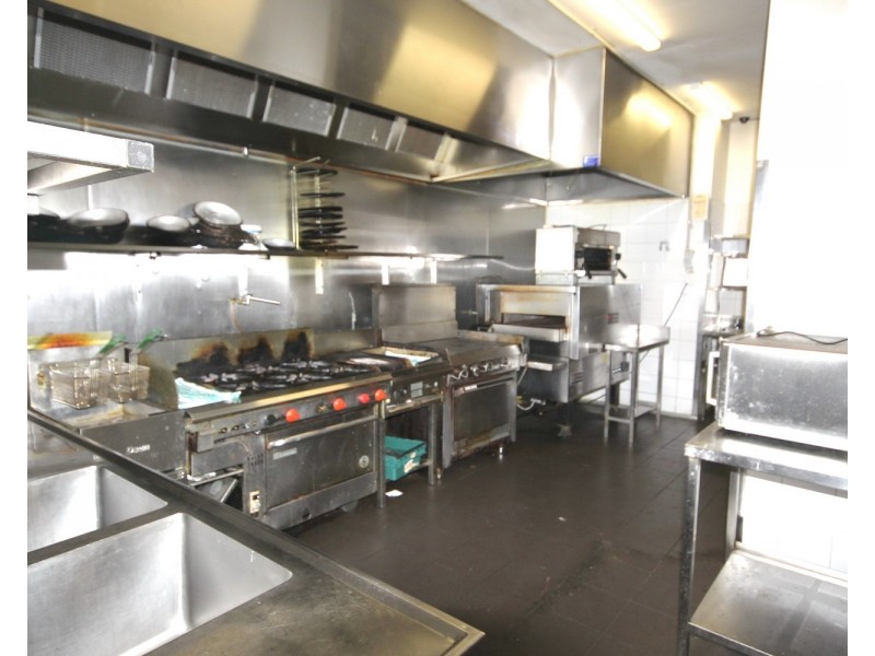 Shop 2/53-54  Mountain Gate Shopping Centre, 1880 Ferntree Gully Road, Ferntree Gully VIC 3156