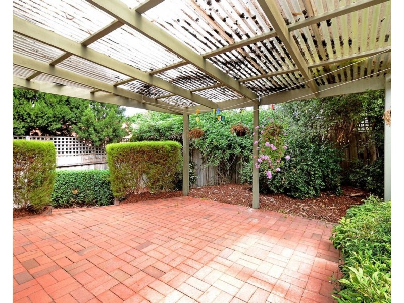 4B Vinter Avenue, Croydon VIC 3136