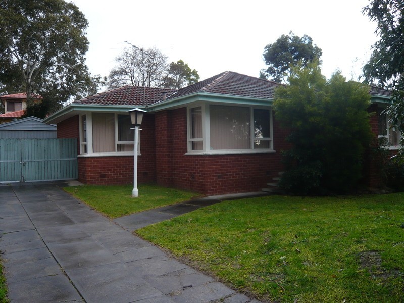 53 Francis Crescent, Ferntree Gully VIC 3156