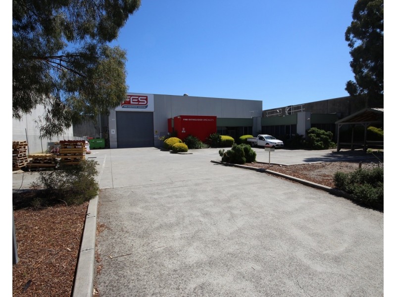 8 Wigan Road, Bayswater VIC 3153