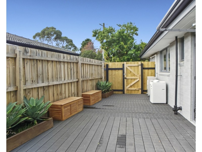 1/70 Mountain Gate Drive, Ferntree Gully VIC 3156