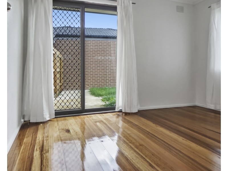 1/70 Mountain Gate Drive, Ferntree Gully VIC 3156