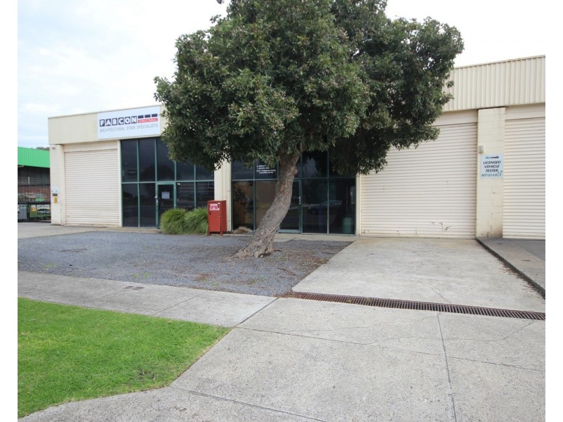 2/50 Barry Street, Bayswater VIC 3153