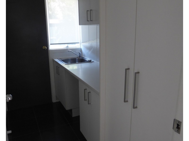 1/19 Lance Road, Bayswater VIC 3153