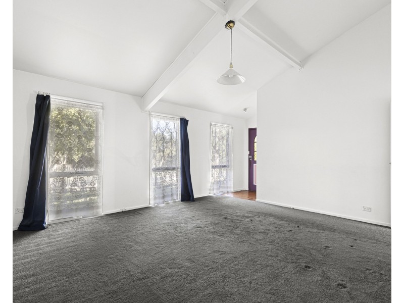 26 Stephen Road, Ferntree Gully VIC 3156