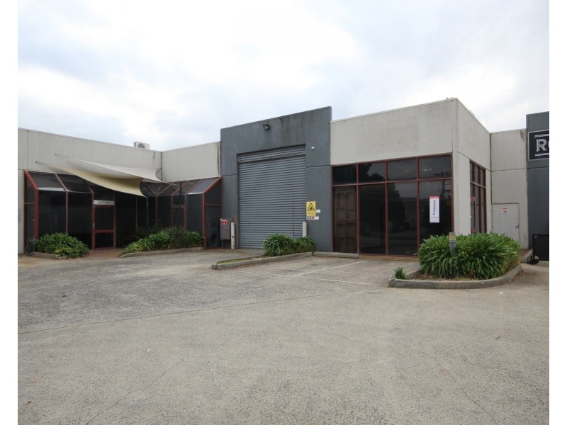 2/70 Rushdale Street, Knoxfield VIC 3180