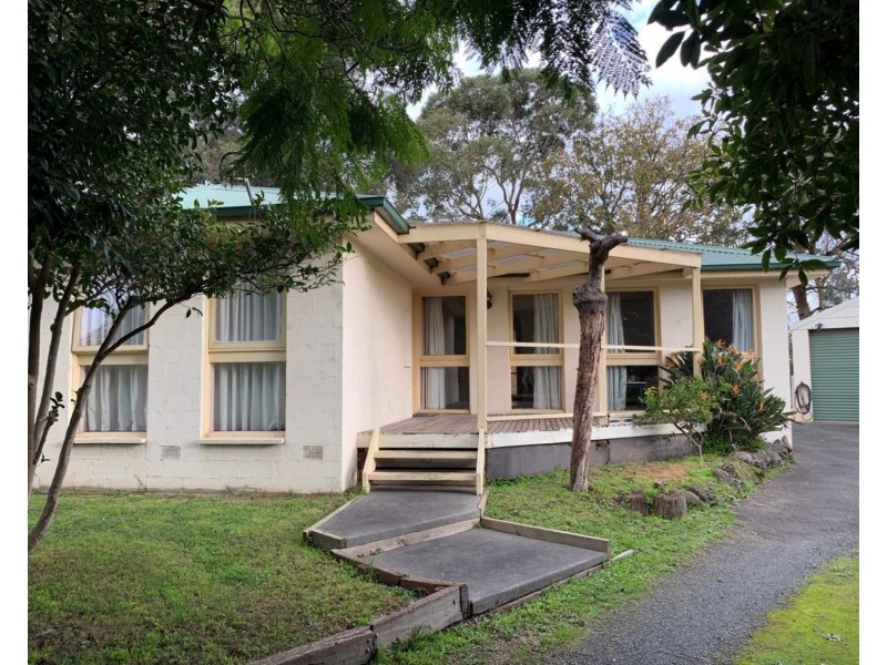 4 Belot Close, Bayswater VIC 3153