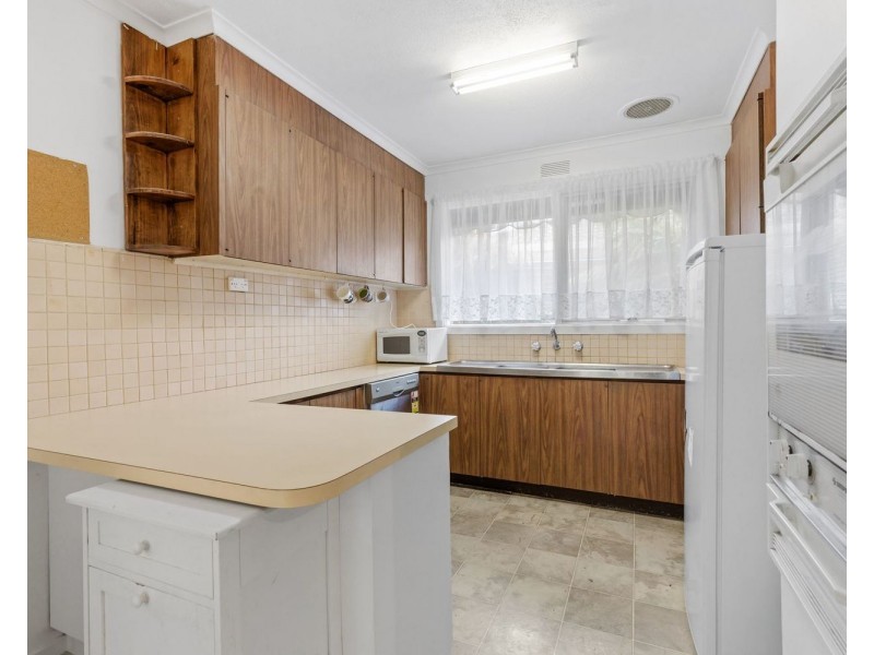 22 Gravenstein Crescent, The Basin VIC 3154