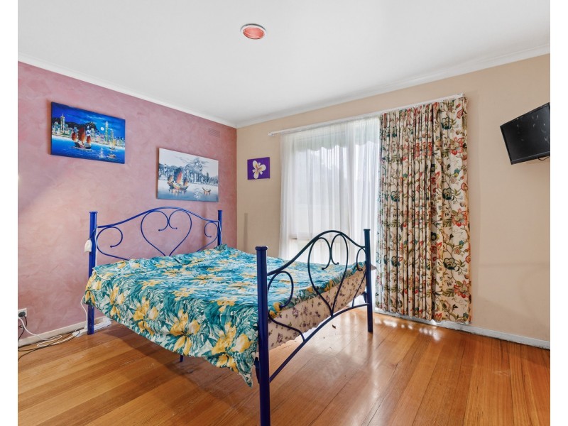 22 Gravenstein Crescent, The Basin VIC 3154