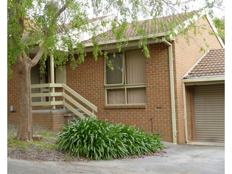 15/30A Forest Road, Ferntree Gully VIC 3156