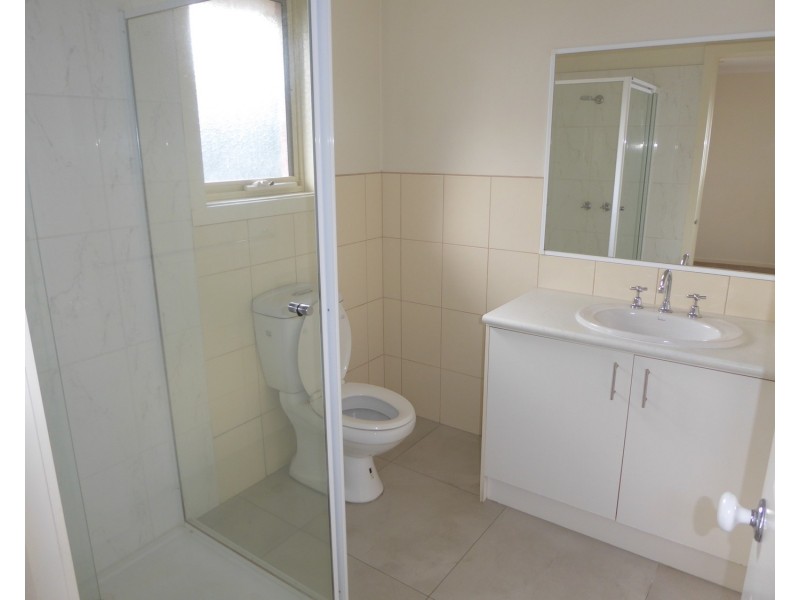 1/3 Blackwood Park Road, Ferntree Gully VIC 3156